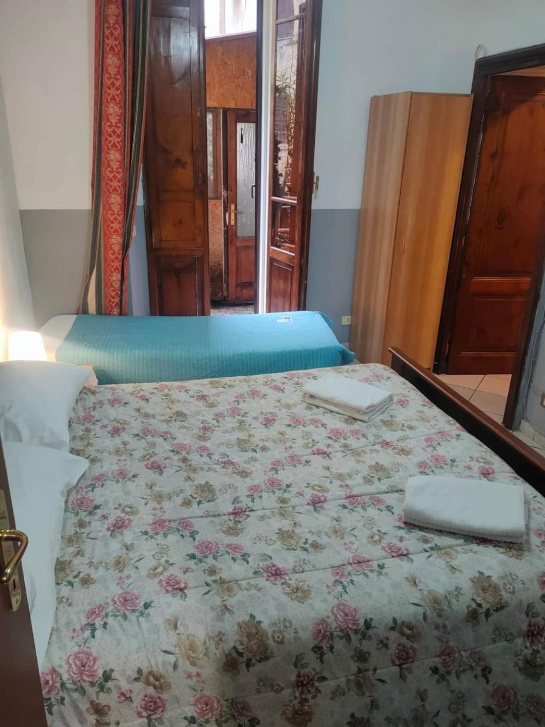 Chez Amelie Guest House Рим Экстерьер фото